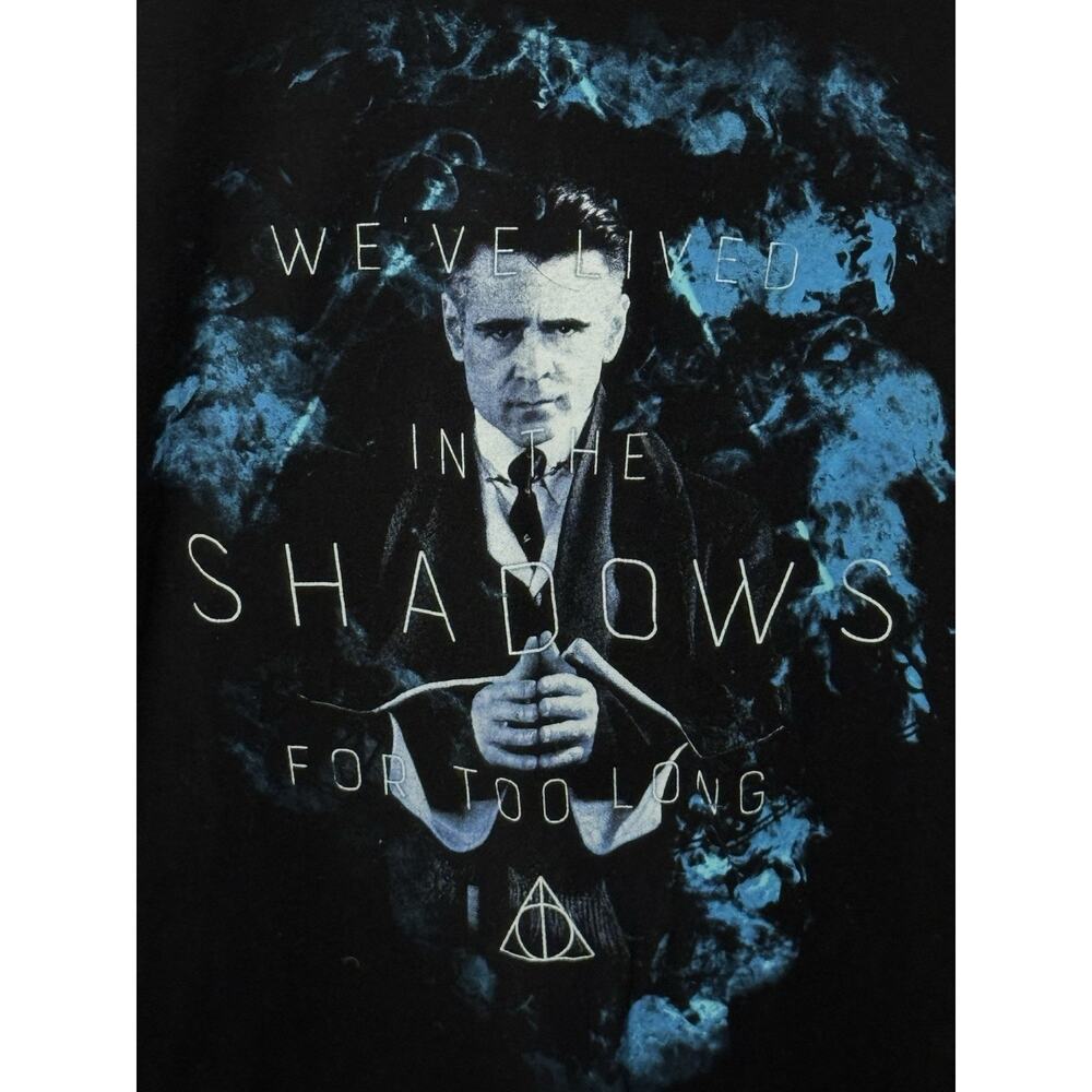 FANTASTIC BEASTS WE'VE LIVED IN THE SHADOWS TOO LONG BLACK Small T-SHIRT